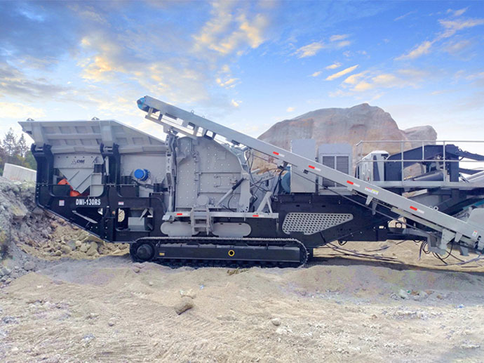 履帶式移動(dòng)破碎站